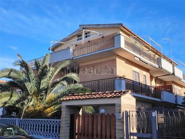Appartamento in vendita di 60 m² in Lungomare dei Troiani
