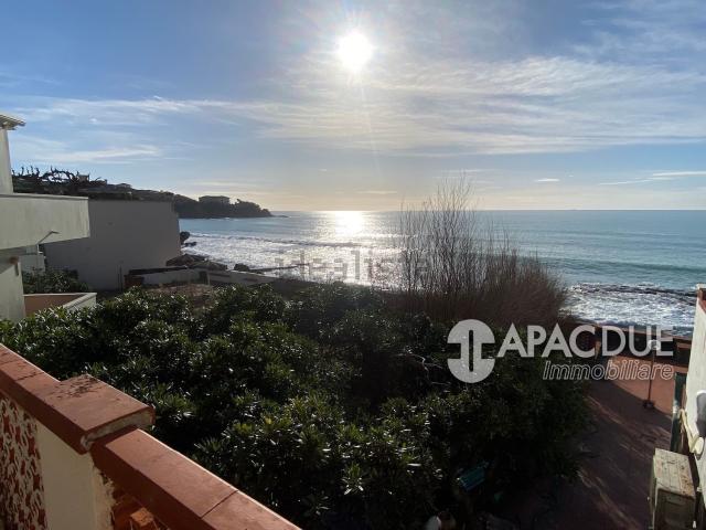 Appartamento in vendita di 60 m² in Lungomare del Quercetano, 13