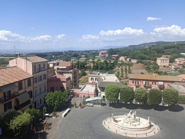 Appartamento in vendita di 60 m² in Largo Palazzo Colonna, 10