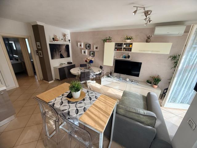 Appartamento in vendita di 60 m² in Strada dei Prati, 6