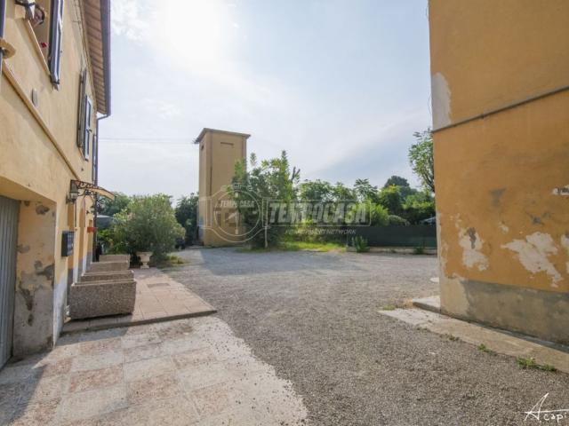 Appartamento in vendita di 60 m² in Strada Nazionale per Carpi Centro, 370
