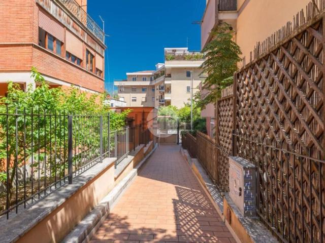 Appartamento in vendita di 60 m² in Via Tommaso Silvestri