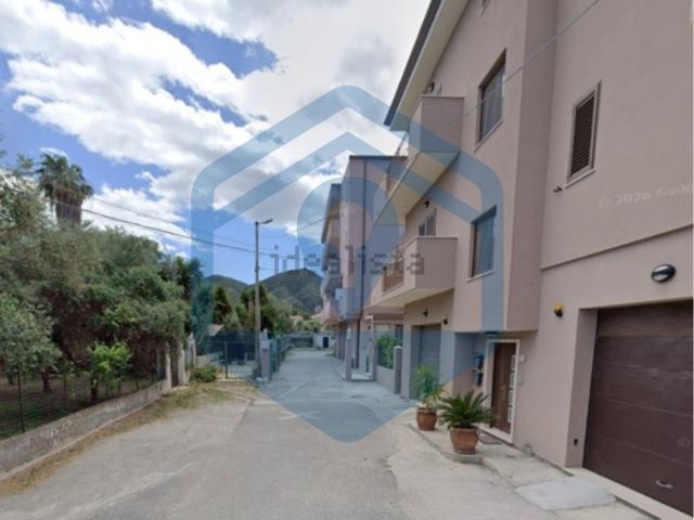 Appartamento in vendita di 60 m² in Via Tramonti, 79
