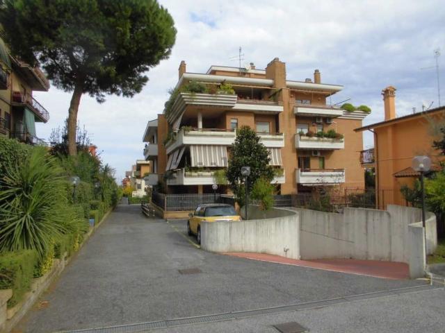 Appartamento in vendita di 60 m² in Via Tuscolana, 1353