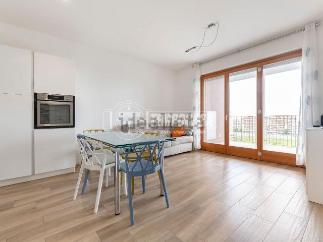 Appartamento in vendita di 60 m² in Via Ugo Tognazzi, 3