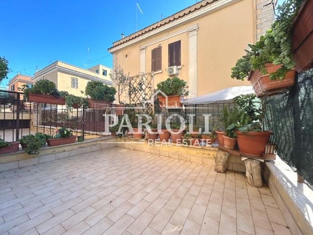 Appartamento in vendita di 60 m² in Via Vincenzo Troya