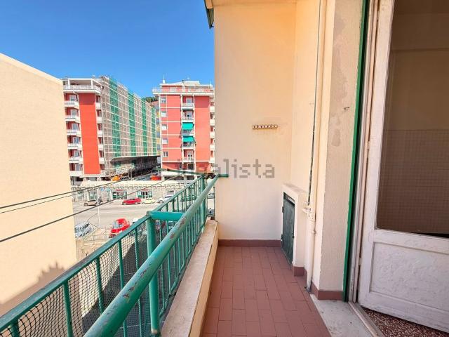 Appartamento in vendita di 60 m² in Via Voltri, 1
