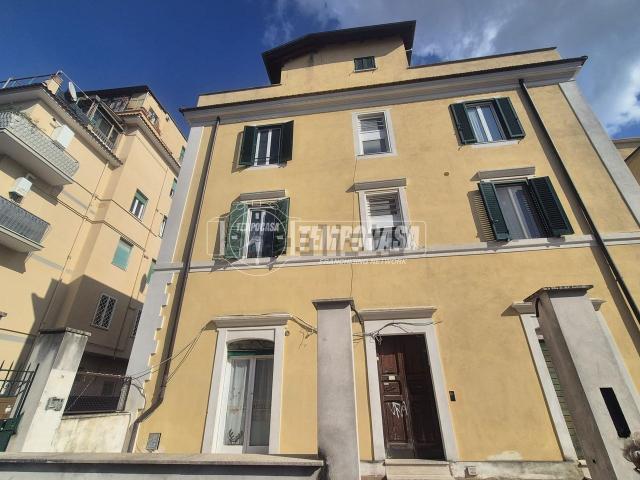 Appartamento in vendita di 60 m² in Via Aristide Gabelli, 22