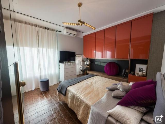 Appartamento in vendita di 60 m² in Via Atellana, 52