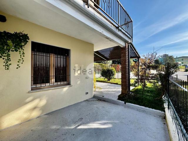 Appartamento in vendita di 60 m² in Via Carrettelli, 17