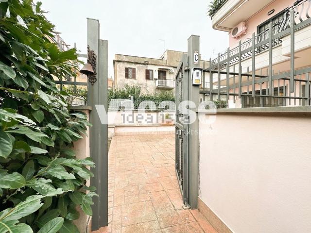 Appartamento in vendita di 60 m² in Via Castel Mola, 7