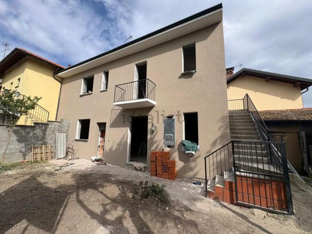 Appartamento in vendita di 60 m² in Via Cav. di V. Veneto