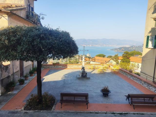 Appartamento in vendita di 60 m² in Via Costa