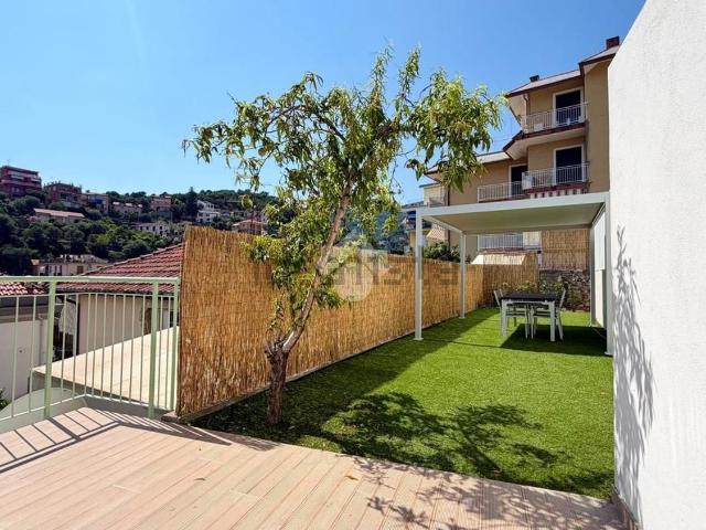Appartamento in vendita di 60 m² in Via degli Oleandri, 14