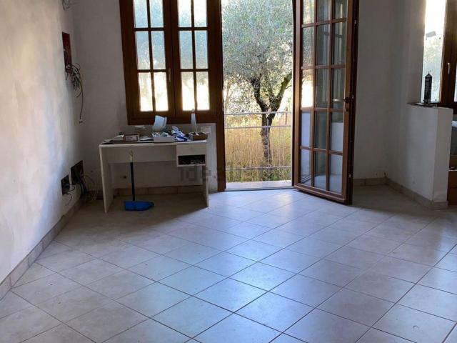 Appartamento in vendita di 60 m² in Via degli Sterpeti, 100
