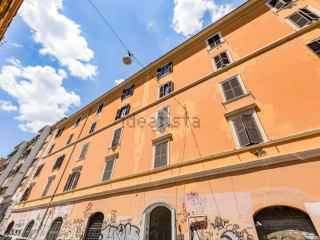 Appartamento in vendita di 60 m² in Via dei Marsi