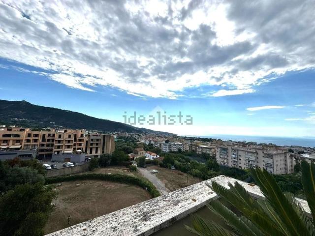 Appartamento in vendita di 60 m² in Via dei Platani, 7