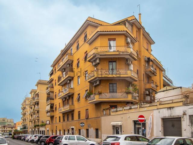 Appartamento in vendita di 60 m² in Via delle Ninfee, 23