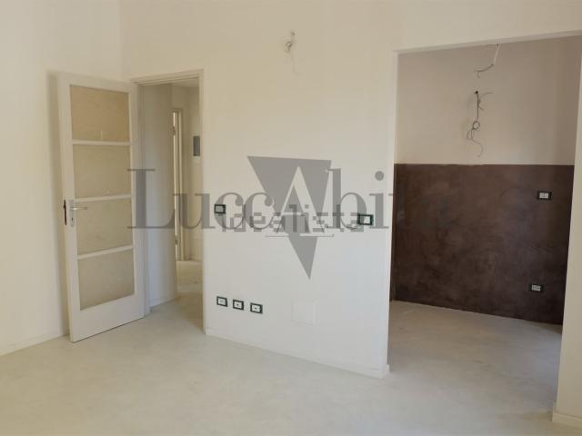 Appartamento in vendita di 60 m² in Via di Tiglio, 556