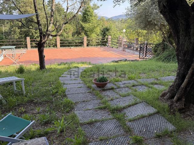 Appartamento in vendita di 60 m² in Via di Felceti