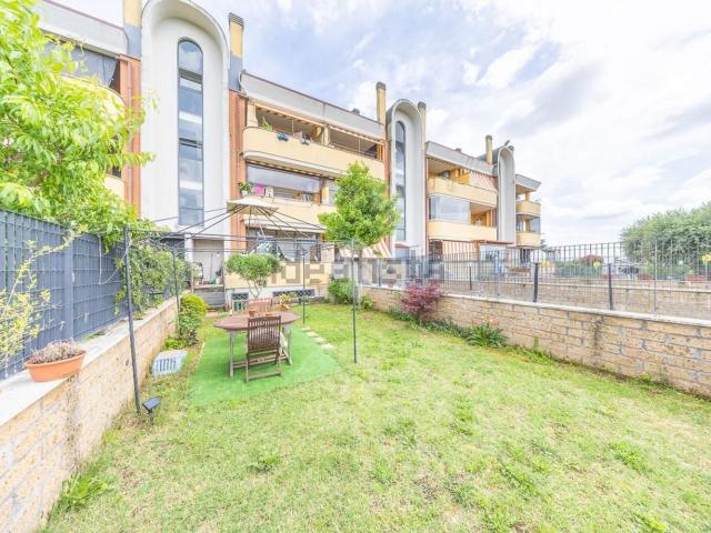 Appartamento in vendita di 60 m² in Via di Lunghezza, 1