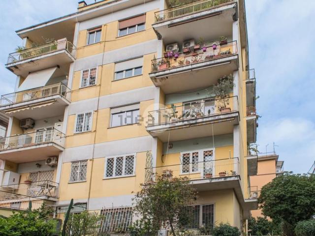 Appartamento in vendita di 60 m² in Via Giuseppe Ghislieri, 11