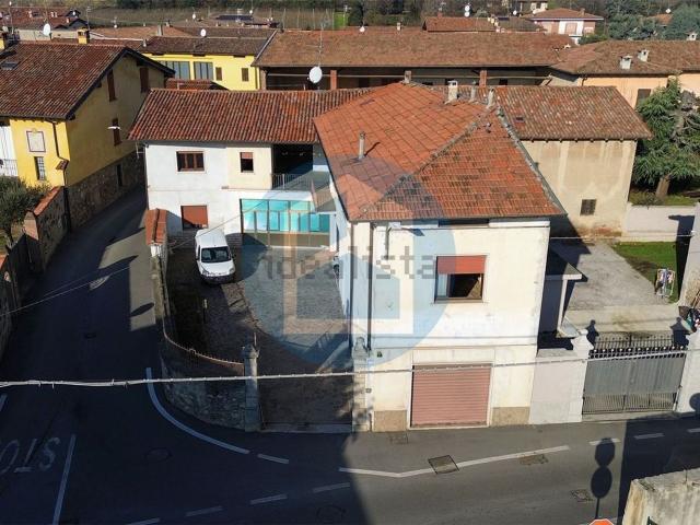 Appartamento in vendita di 60 m² in Via Lorenzo Gigli, 48
