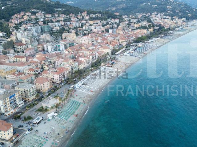 Appartamento in vendita di 60 m² in Via Molinetti