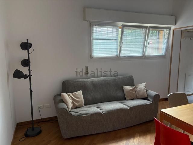 Appartamento in vendita di 60 m² in Via Pelagio Palagi, 36