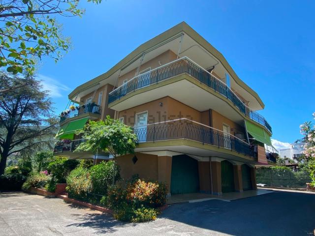 Appartamento in vendita di 60 m² in Via per Pineland, 11