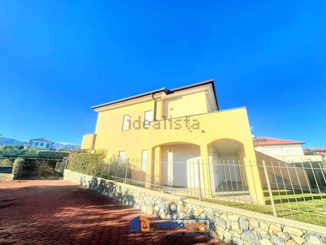 Appartamento in vendita di 60 m² in Via per Pineland