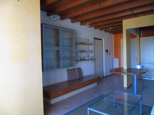 Appartamento in vendita di 60 m² in Via Renzo da Ceri, 35