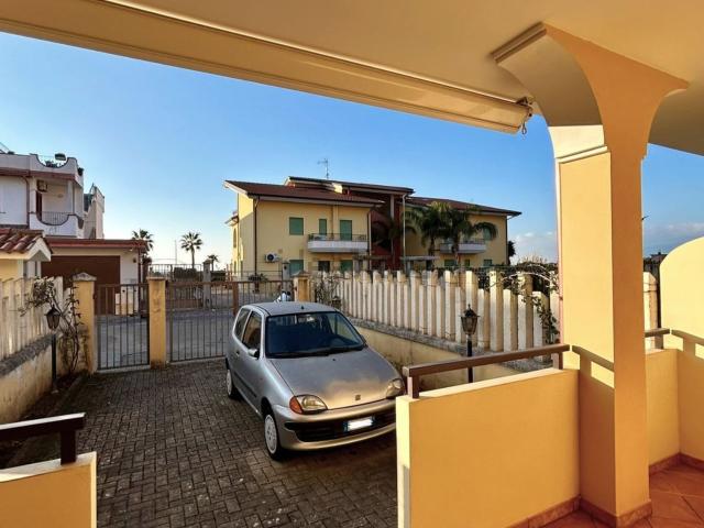 Appartamento in vendita di 70 m² in Via Riviera Prangi