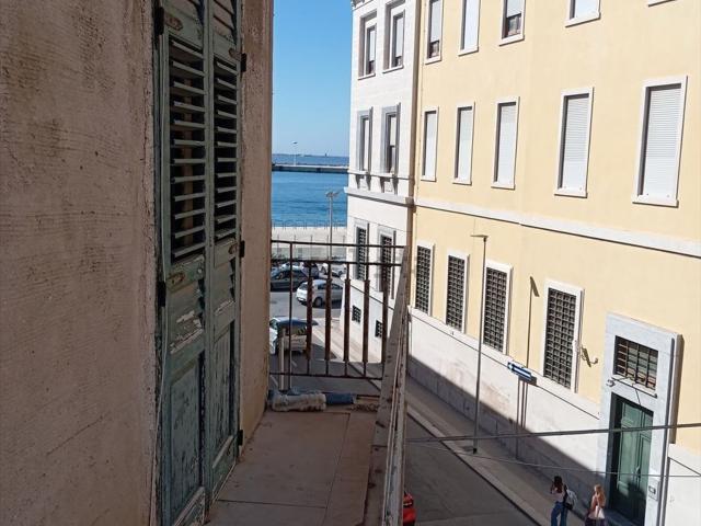 Appartamento in vendita di 60 m² in Via Ruggero di Lauria Ammraglio