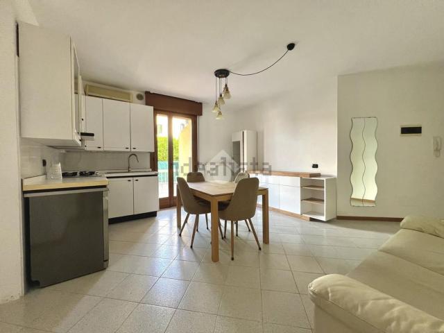 Appartamento in vendita di 60 m² in Via Scuole, 17