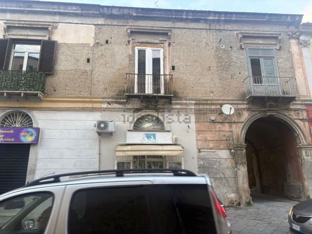 Appartamento in vendita di 60 m² in Via San Francesco D&apos Assisi, 66