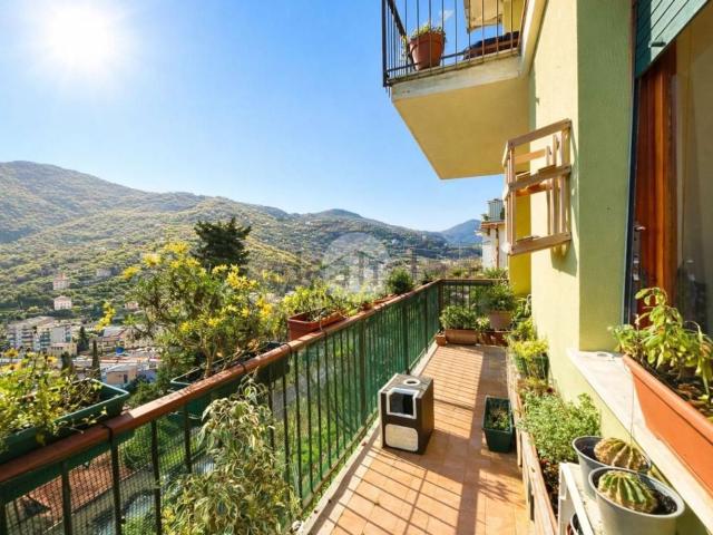 Appartamento in vendita di 60 m² in Via Salvo D&apos Acquisto, 18