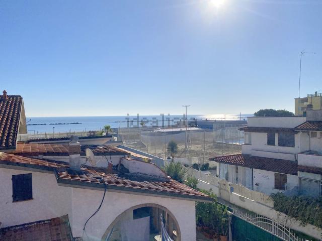 Appartamento in vendita di 60 m² in Viale Mar Adriatico, 42