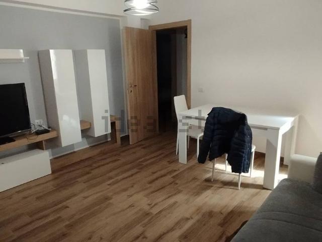 Appartamento in vendita di 60 m² in Viale dei Pini, 19