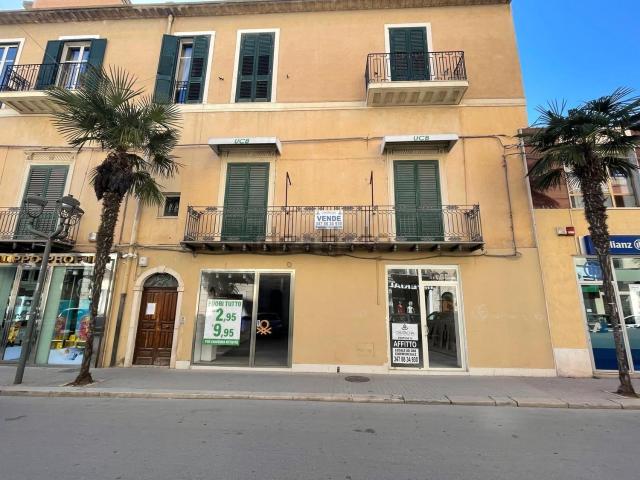 Appartamento in vendita di 60 m² in Viale Regina Margherita, 66