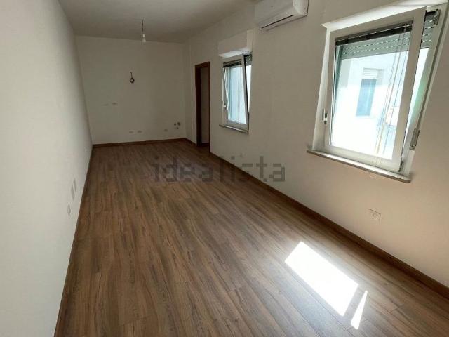 Appartamento in vendita di 61 m² in Corso Umberto I, 20