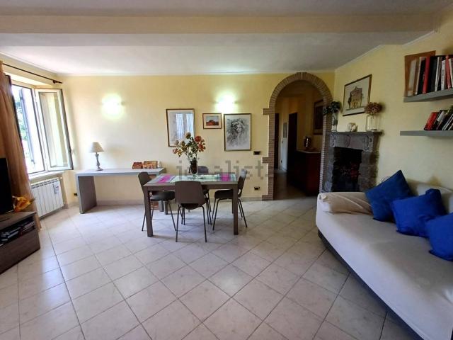 Appartamento in vendita di 61 m² in Piazza Pietro Cuzzoli, 15