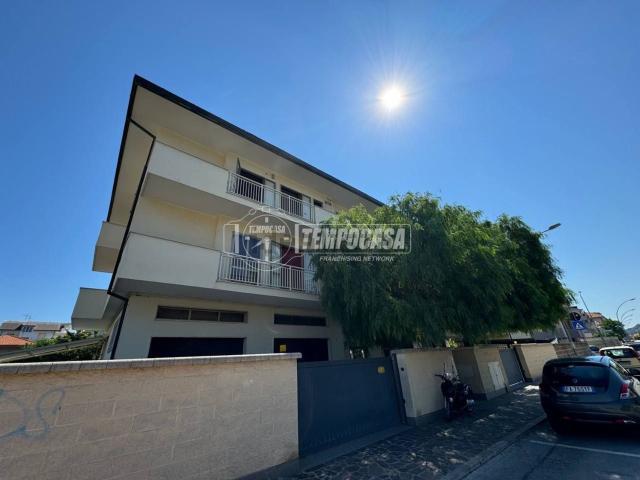 Appartamento in vendita di 61 m² in Via dei Marrucini, 27