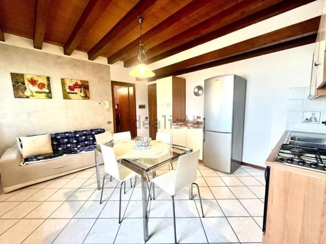Appartamento in vendita di 61 m² in Via del Pino, 3