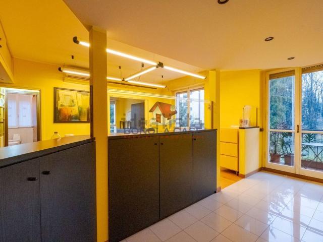 Appartamento in vendita di 61 m² in Via delle Ande, 5