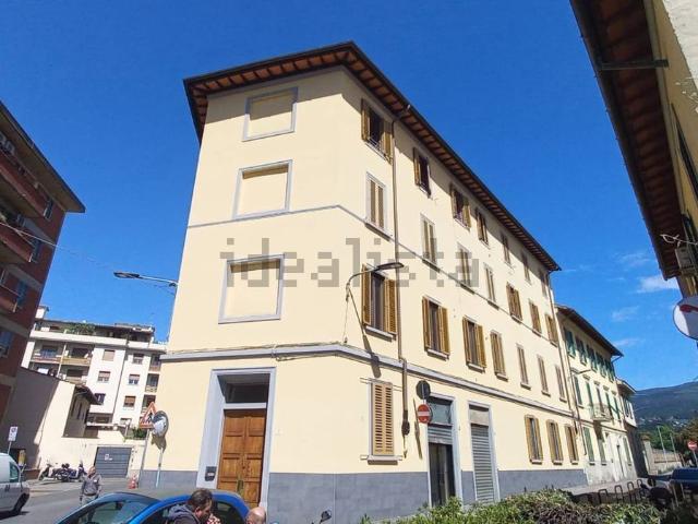 Appartamento in vendita di 61 m² in Via di Quarto, 1