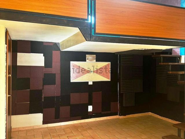 Appartamento in vendita di 61 m² in Via Farnesiana