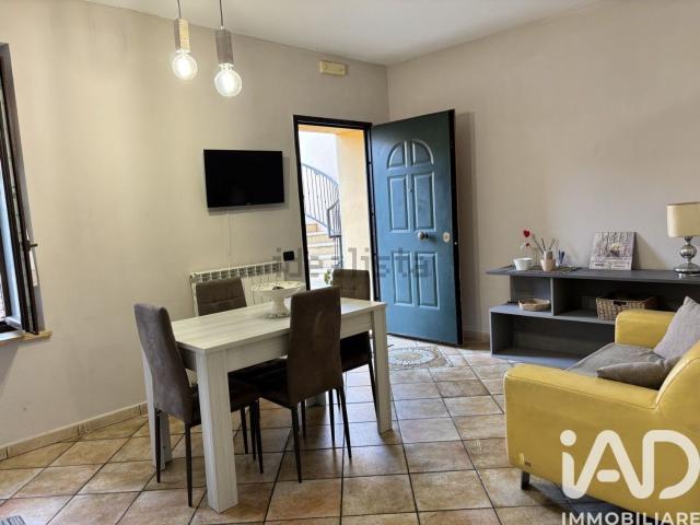 Appartamento in vendita di 61 m² in Via Giosuè Carducci, 21