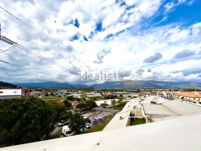 Appartamento in vendita di 61 m² in Via Manfro e Merlini, 8