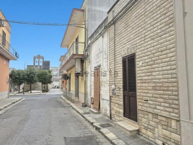 Appartamento in vendita di 61 m² in Via Nazario Sauro, 7